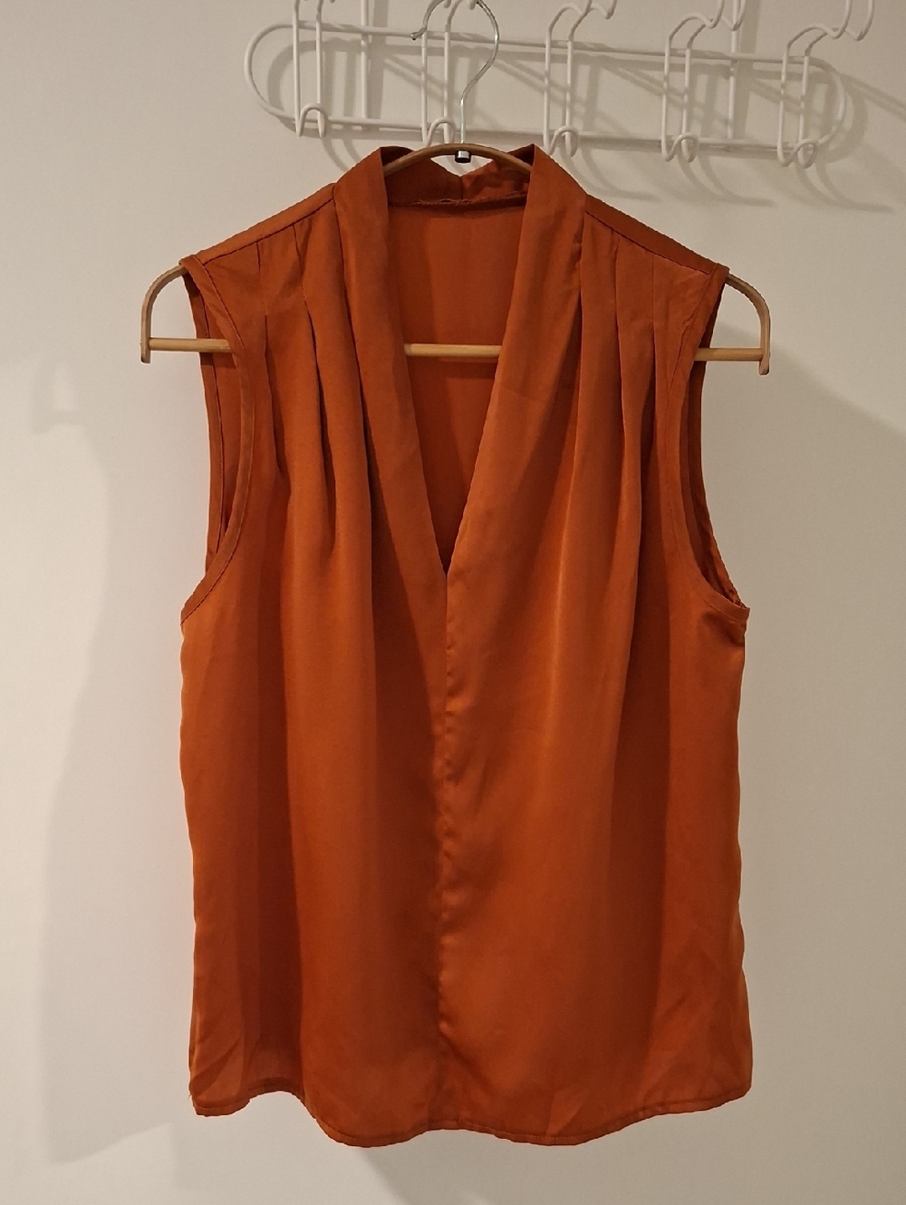 Burnt Orange Feminine V-neck Shawl-collar Sleeveless Shell Top/Tank (Size S)
